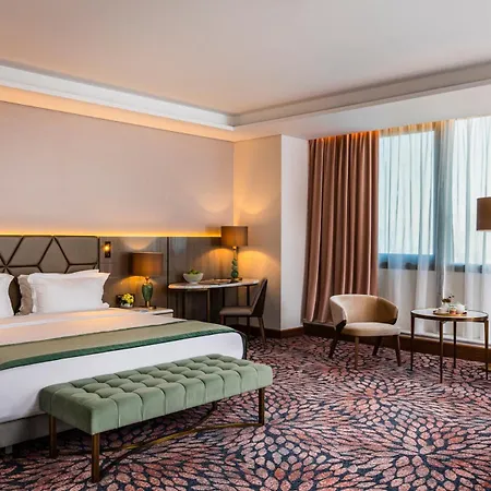 Hotel Grand Millennium