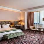 Hotel Grand Millennium