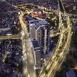 Hotel Grand Millennium 5*