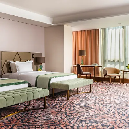 Hotel Grand Millennium 5*