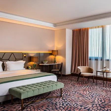 Hotel Grand Millennium