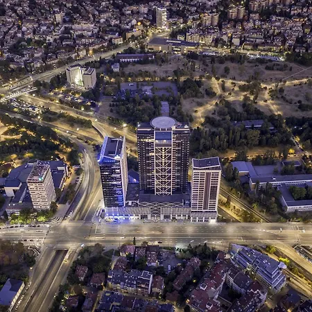 Grand Millennium Hotel 5*