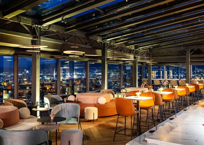 Grand Millennium Хотел