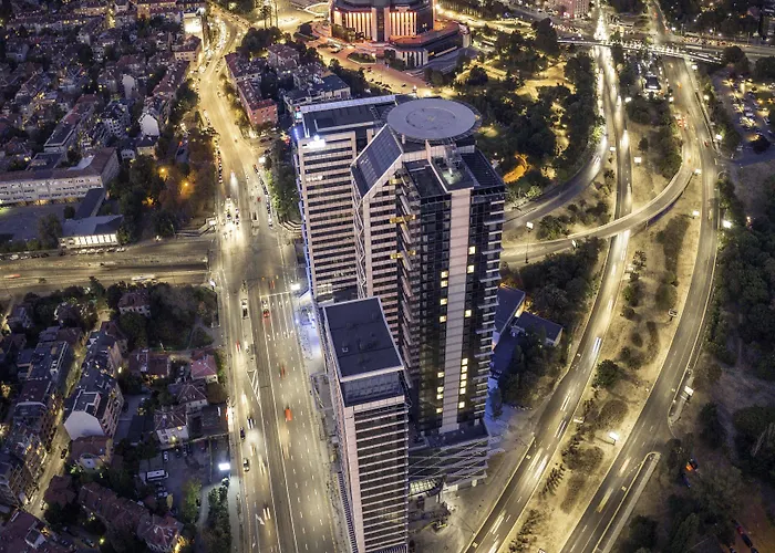 Hotell Grand Millennium 5*