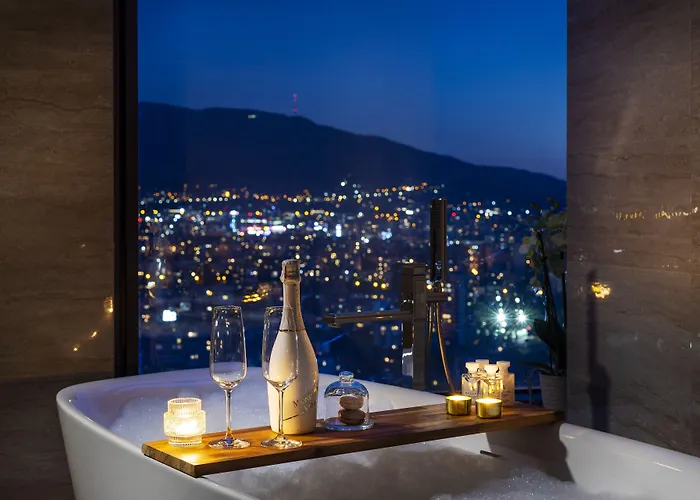 Hotel Grand Millennium