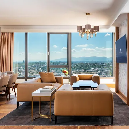 Хотел Grand Millennium 5*